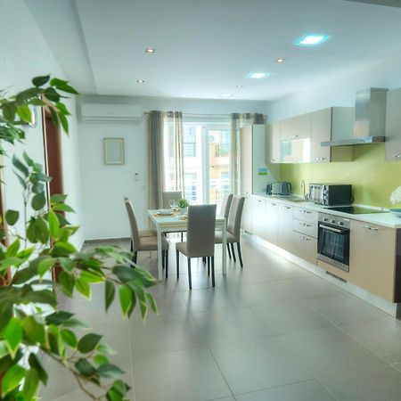 Bright & Large 2Bedrooms In Sliema Center Mpor1-1 Exteriör bild