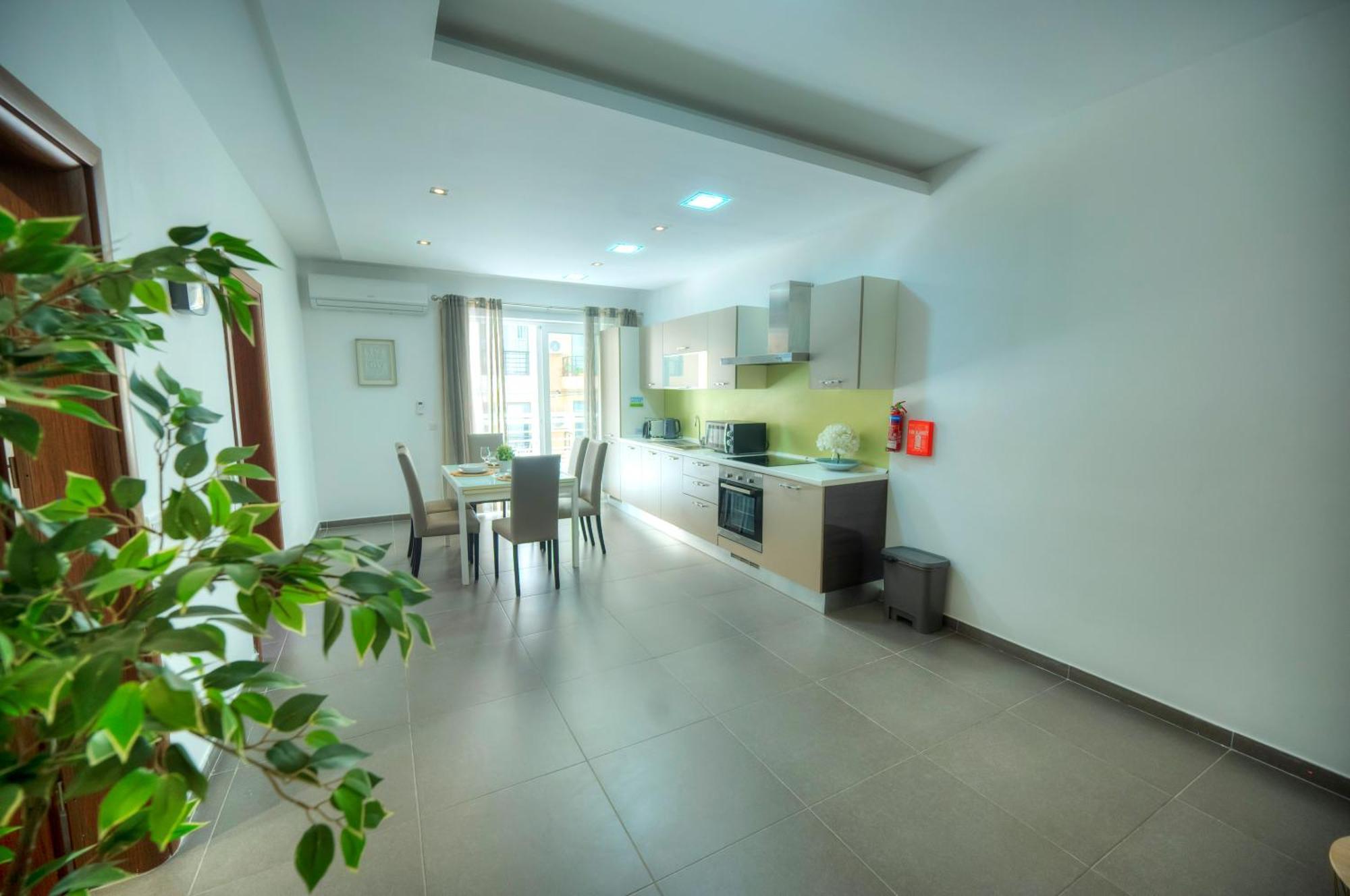 Bright & Large 2Bedrooms In Sliema Center Mpor1-1 Exteriör bild