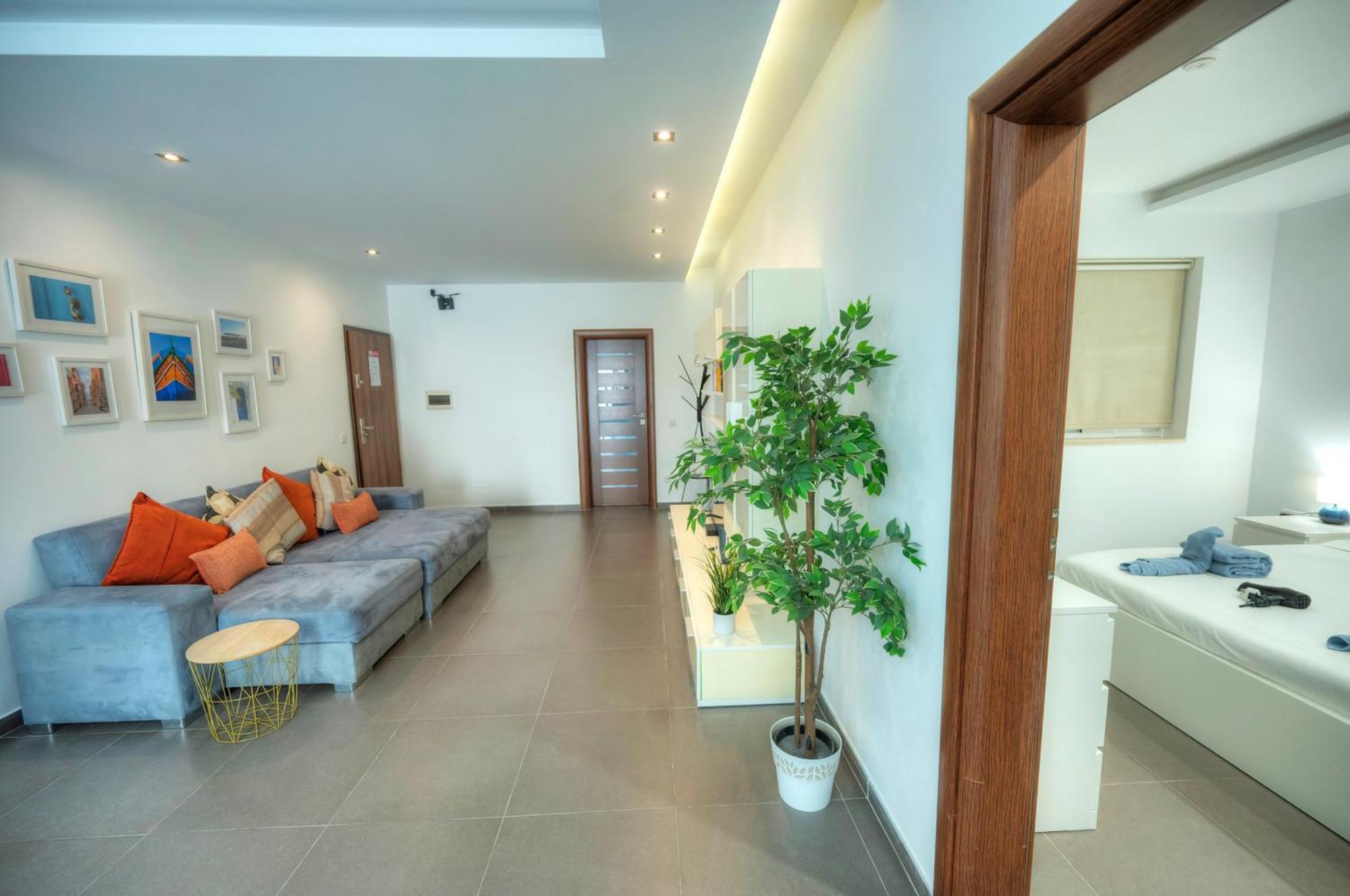 Bright & Large 2Bedrooms In Sliema Center Mpor1-1 Exteriör bild