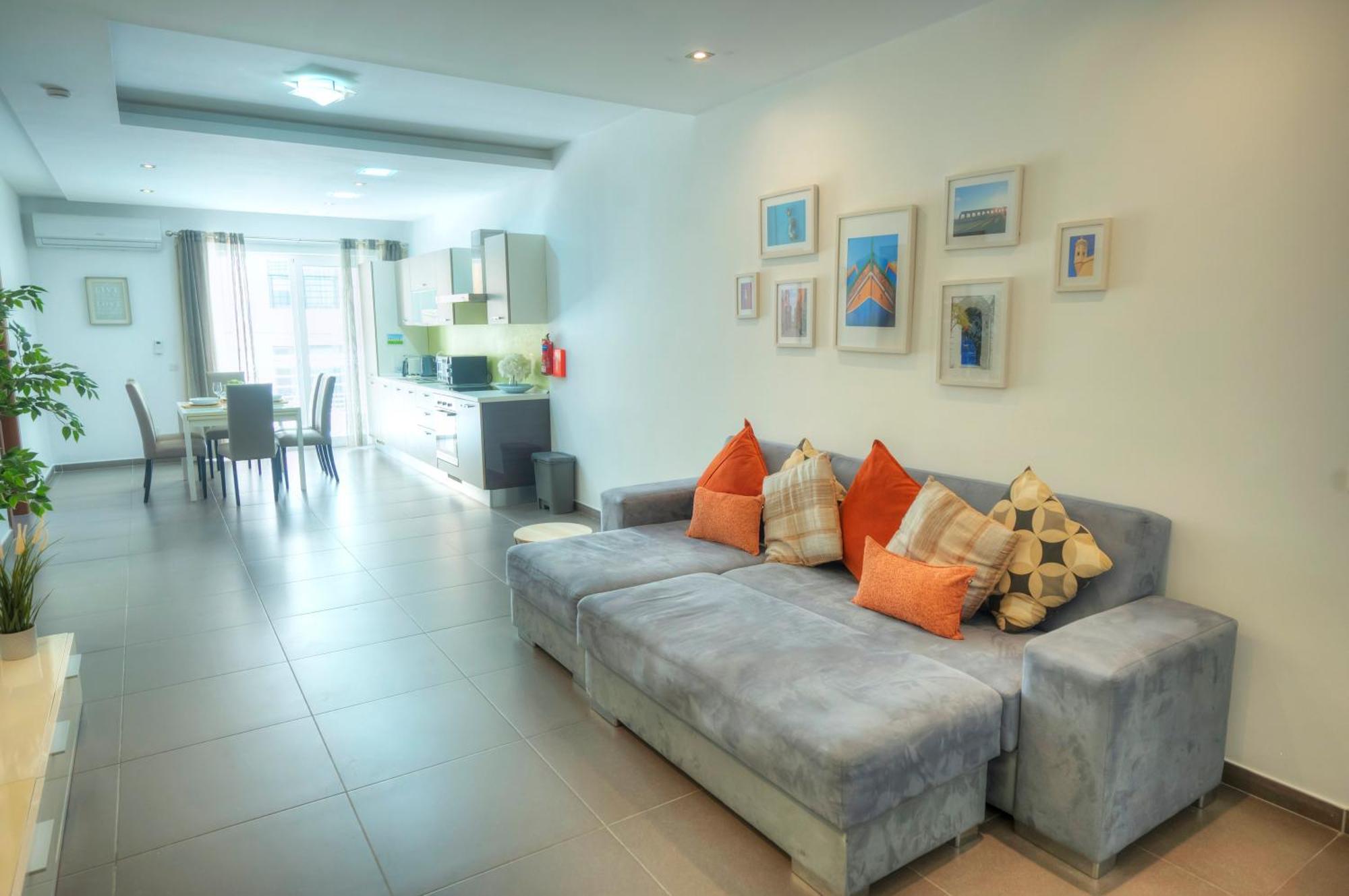 Bright & Large 2Bedrooms In Sliema Center Mpor1-1 Exteriör bild