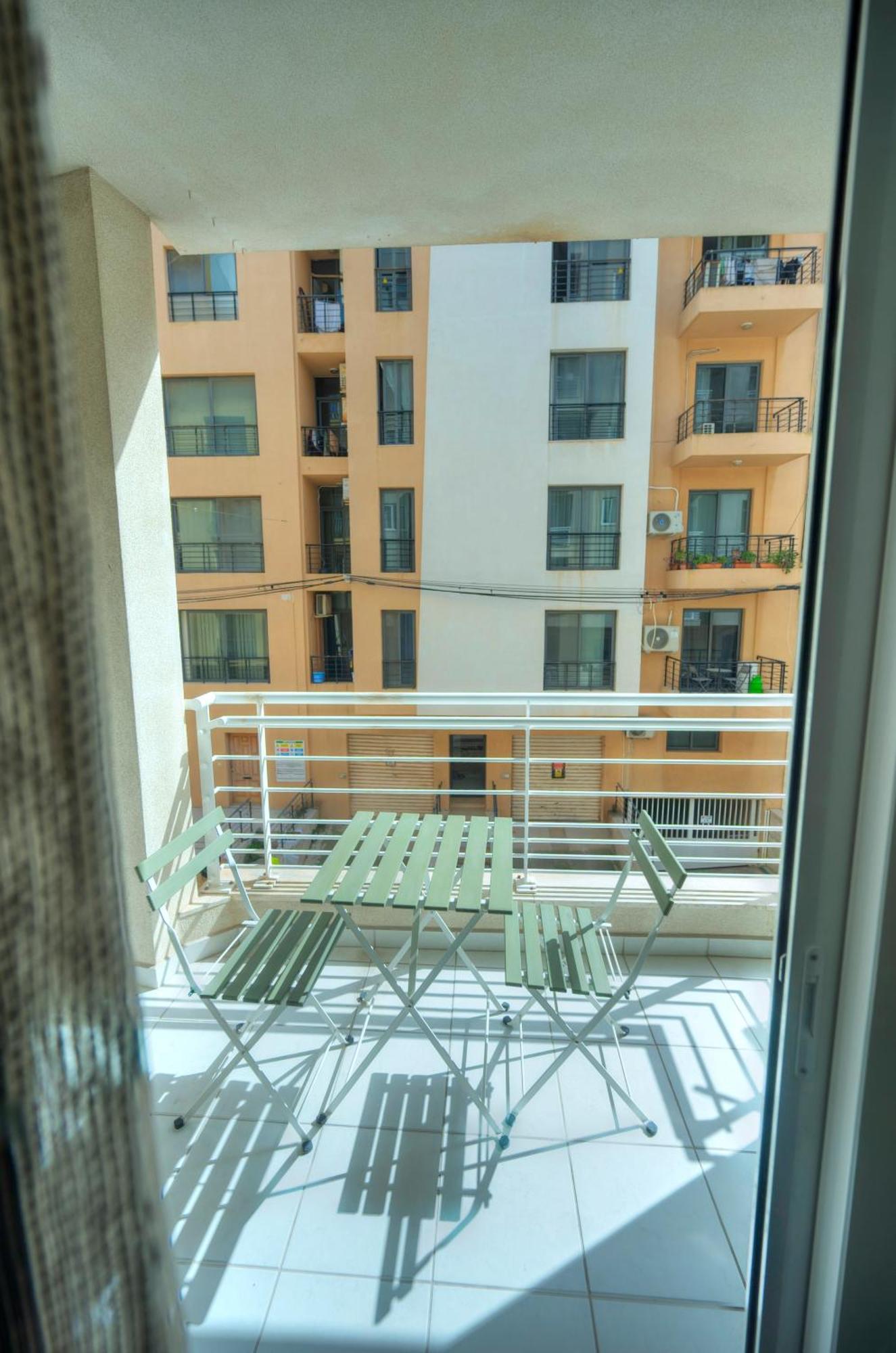 Bright & Large 2Bedrooms In Sliema Center Mpor1-1 Exteriör bild