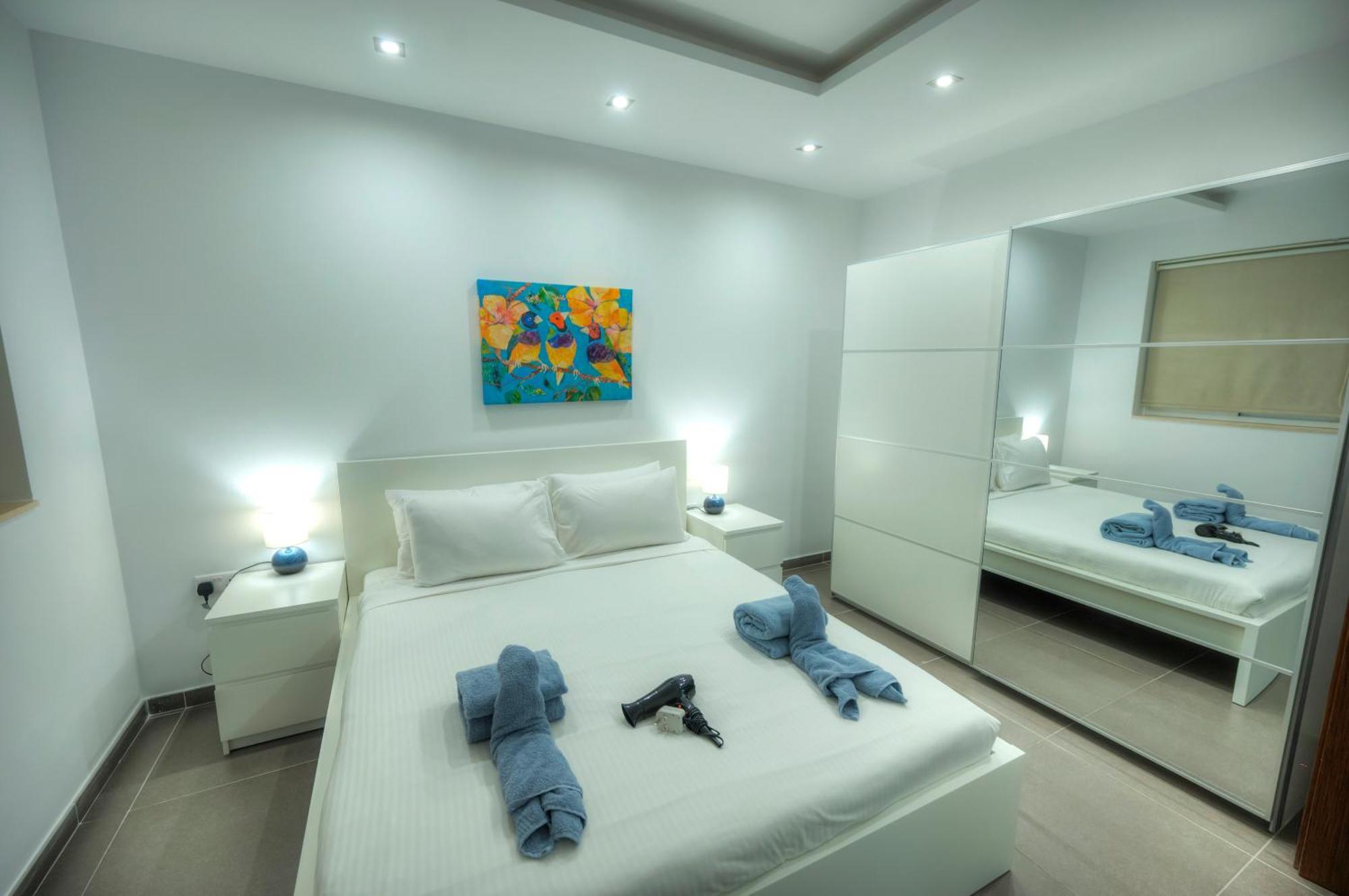 Bright & Large 2Bedrooms In Sliema Center Mpor1-1 Exteriör bild